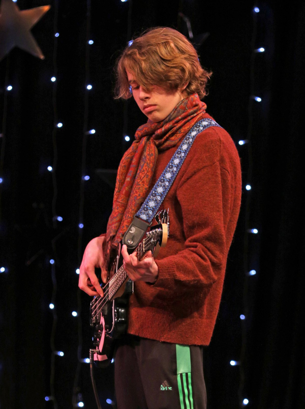 2023 Guitarist